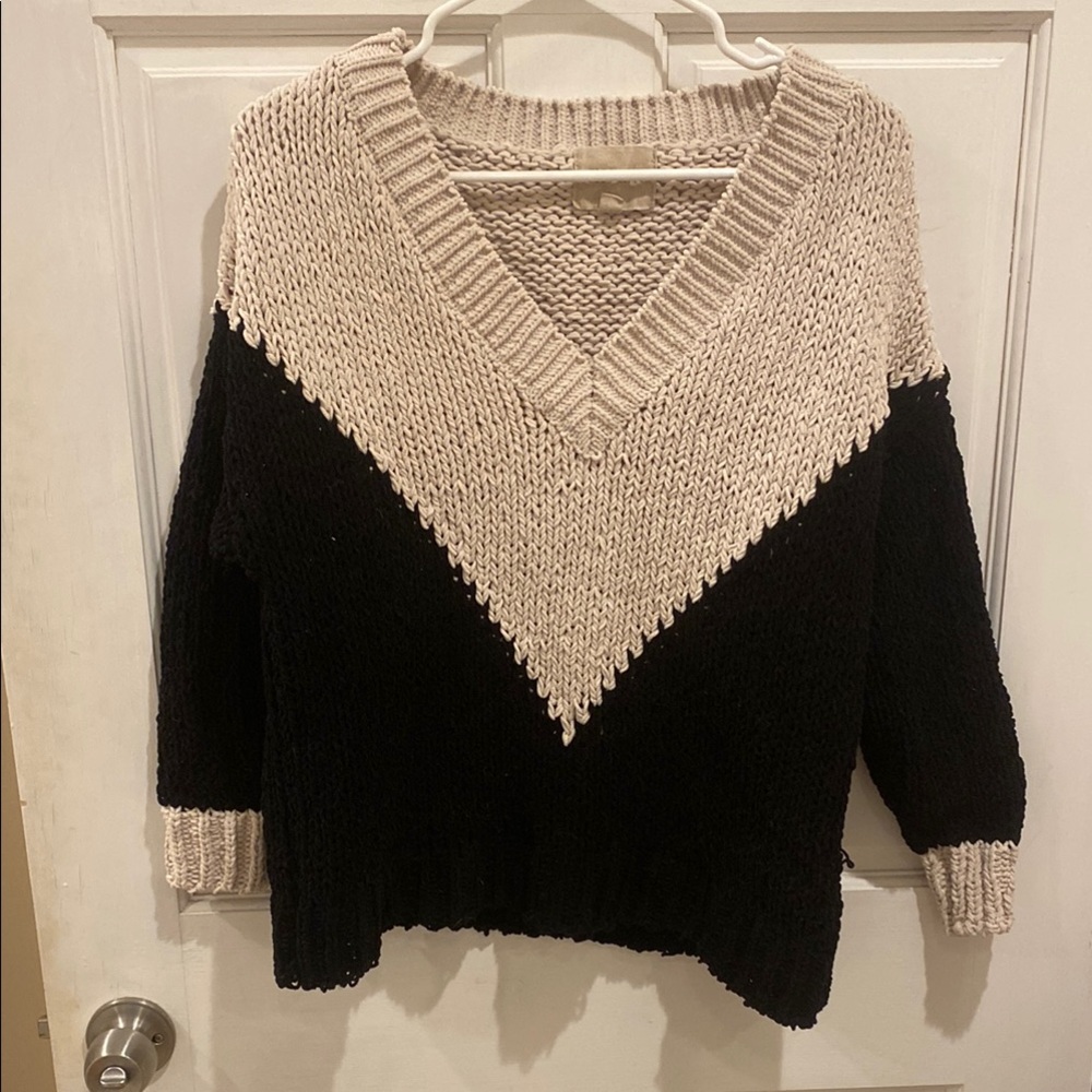 Two-Tone V-Neck Women's Sweater